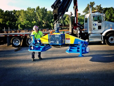 Vacuworx’s AMC 6 can lift 13,200 pounds and comes with a pin adaptor for mounting to an excavator.