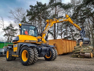 The Hydradlg 110W features a unique design that JCB gives the wheeled excavator “unmatched” visibility. Photos: JCB