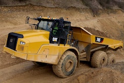 Cat 745 AT5