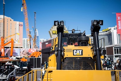 Caterpillar D8 T Remote Control Demo3