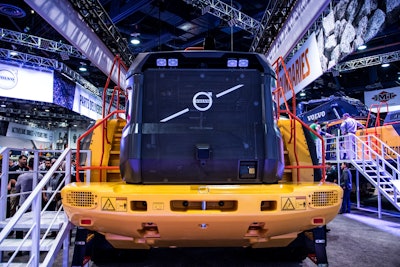 Volvo L350 H Wheel Loader 1