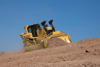 Caterpillar D8 T Dozer New Options 2