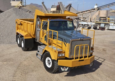 Western Star 4900 XD-25