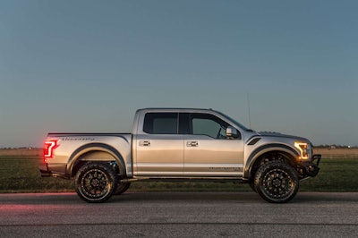 10 Hennessey 2017 Velociraptor 600 1