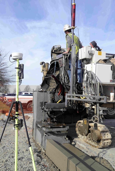 With the Fox Enterprises’ Wirtgen AutoPilot system, two machine mounted GPS receivers communicate with an additional GPS reference station positioned on-site.