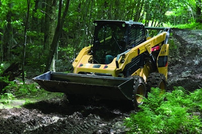 The SKS 532 is designed to provide more traction and impact protection in mixed soft surfaces.