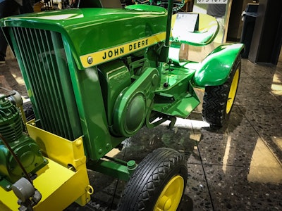 John Deere Hq Gallery 16