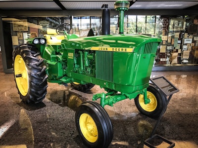 John Deere Hq Gallery 18