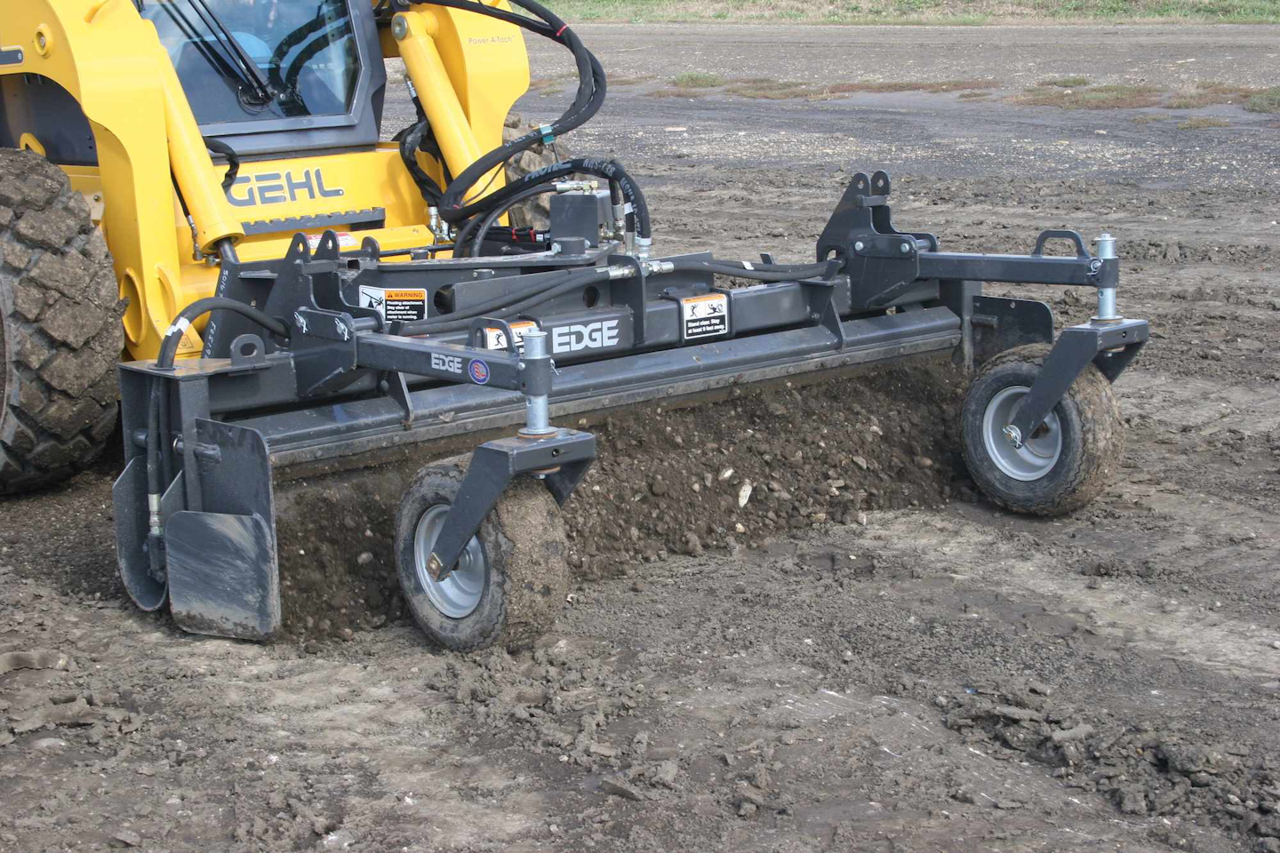 Manitou Edge Power Rake3