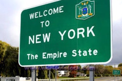 Horiz. New York welcome sign