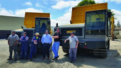 Usr1022916 105352 Road Machinery Team 300dpi Cmyk