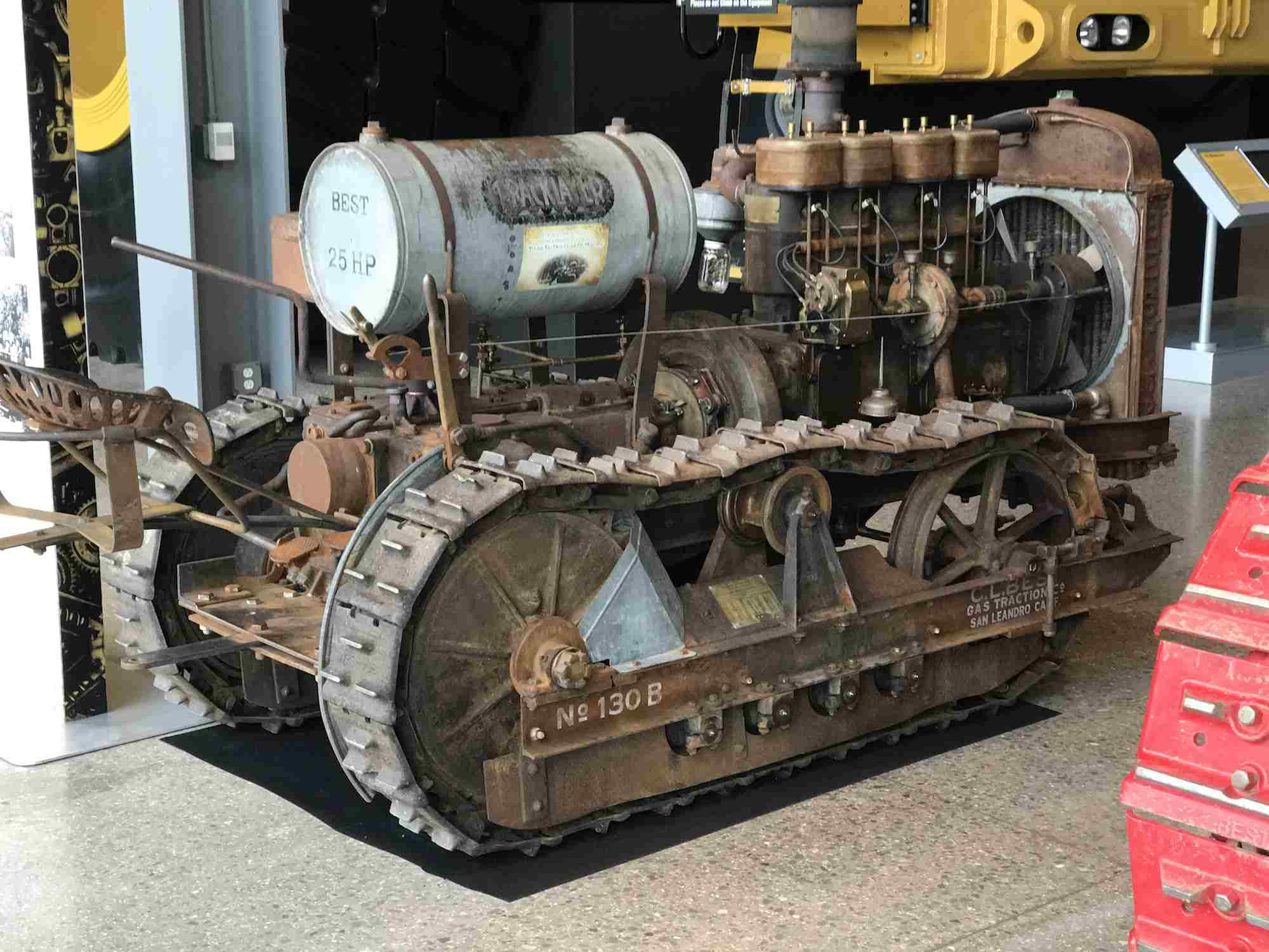 1919 Best 25 Tracklayer solo photo