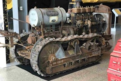 1919 Best 25 Tracklayer solo photo