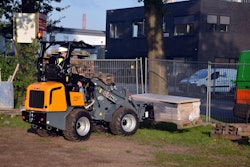 Giant D337T X-TRA wheel loader