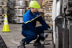 Camso tire technician maintenance tech SolidealonSiteService