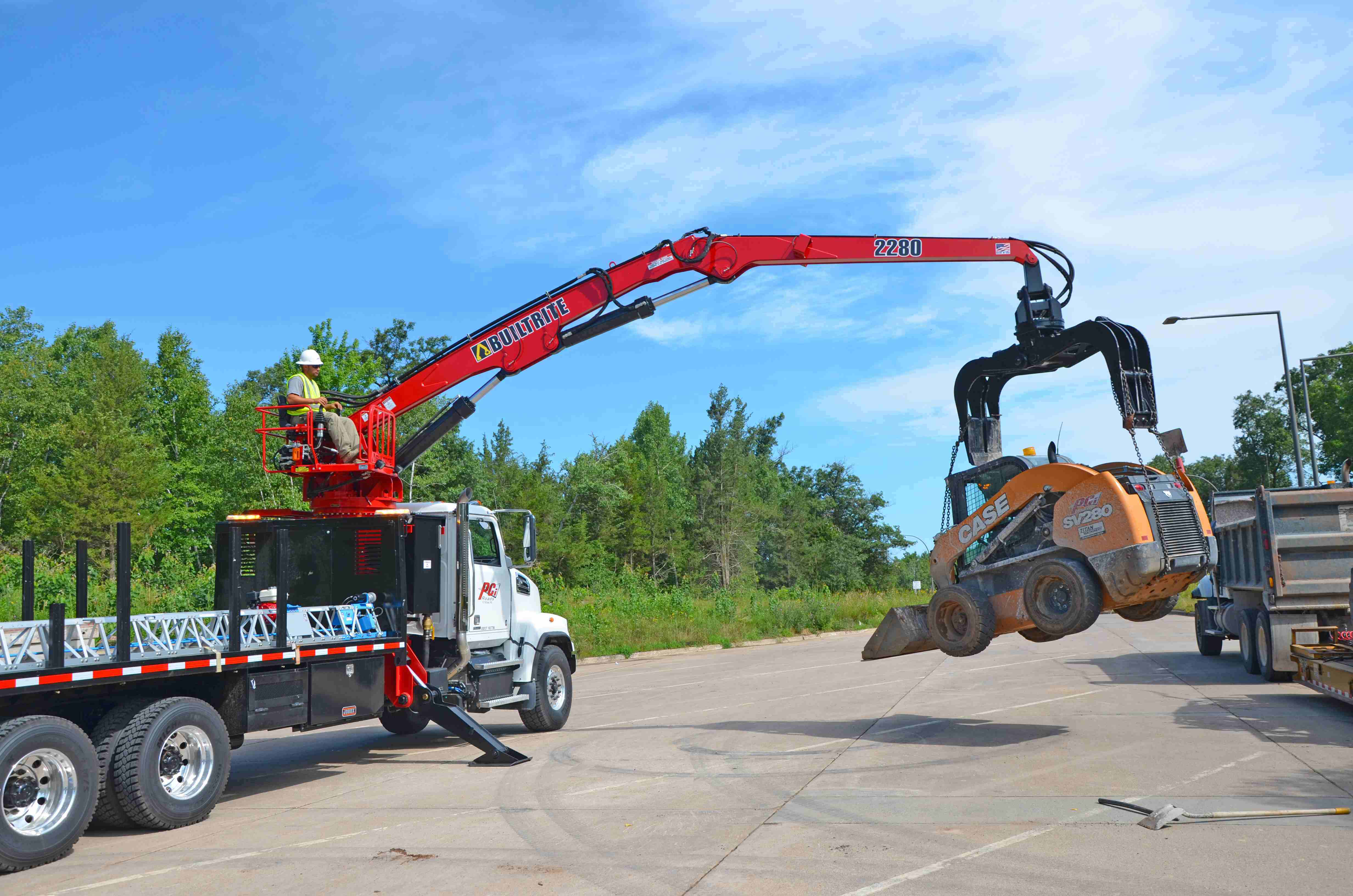 Builtrite Model 2280-TM Truck Mounted Loader