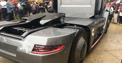 Cummins Aeos Electric Tractor 3