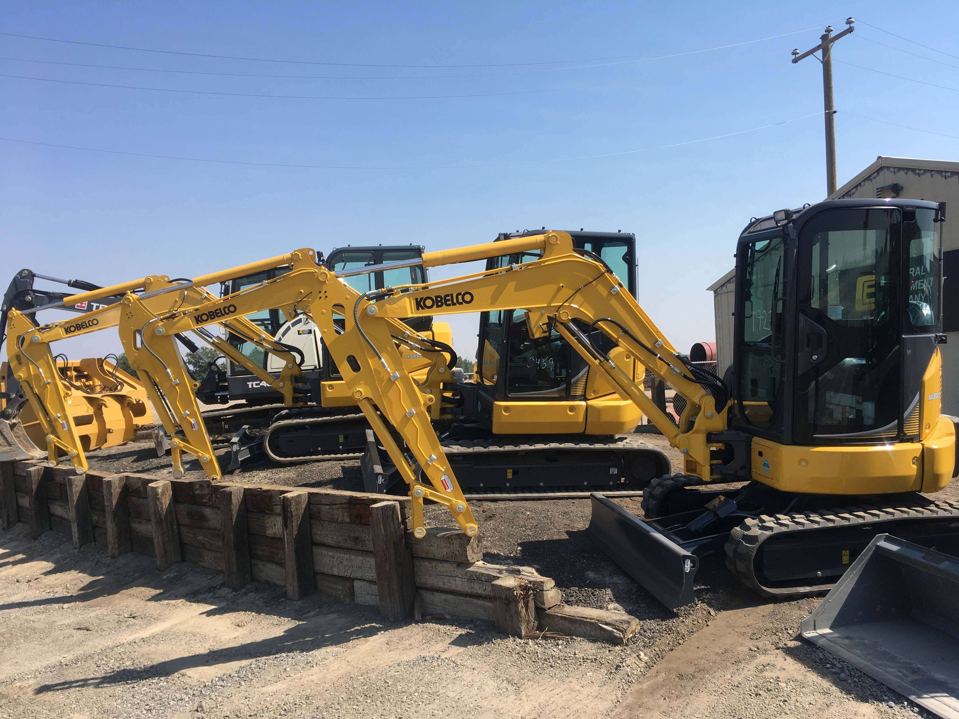 Kobelco adds_CentralEquip