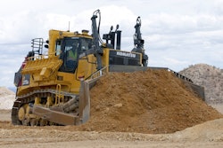 Komatsu D375A-8 crawler dozer 2