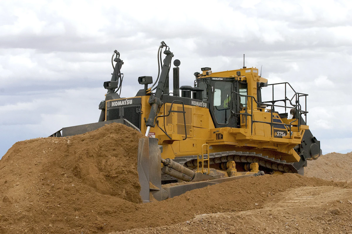 Komatsu intros D375A-8 with big productivity boost, design
