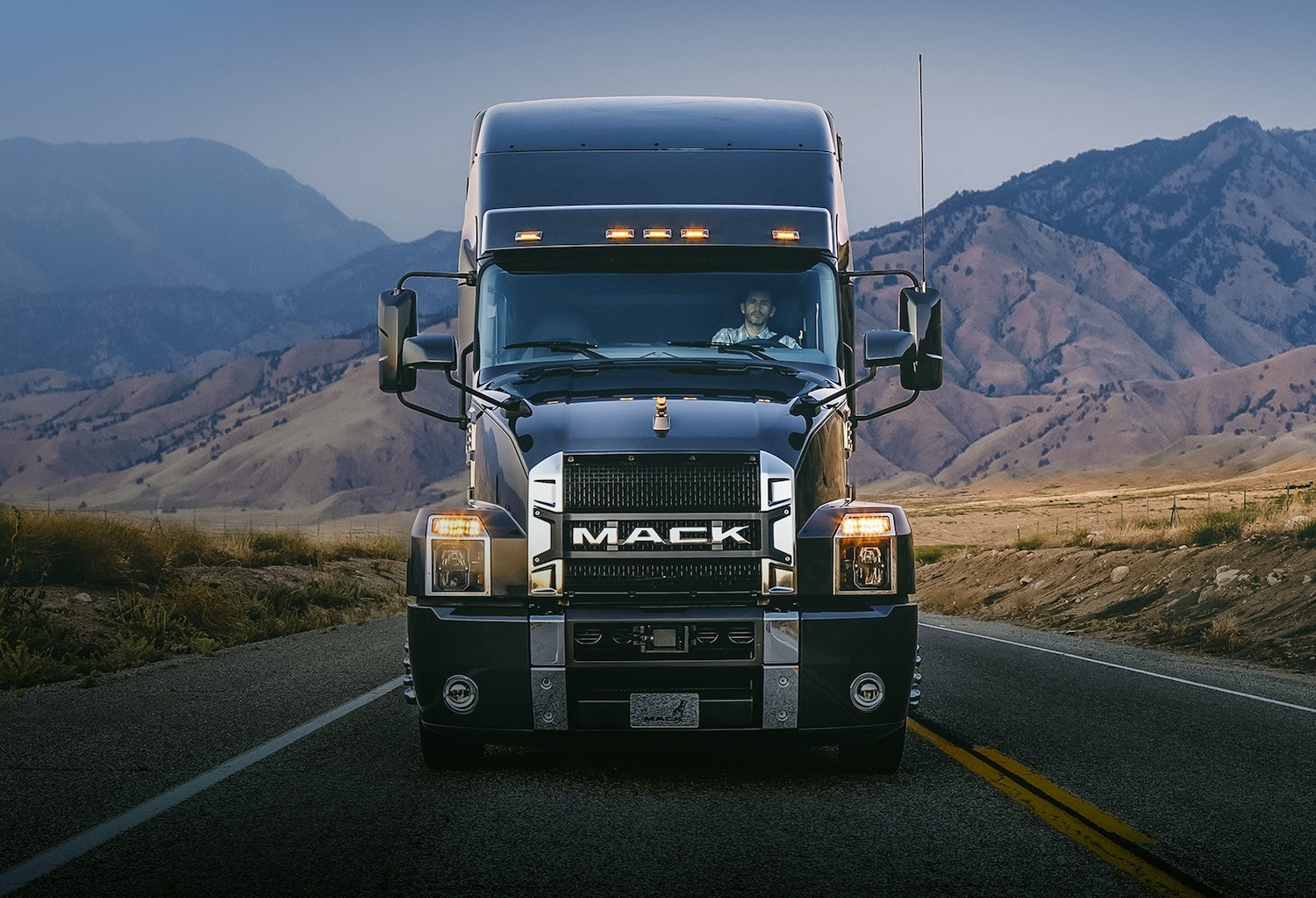 Mack Anthem tractor 6