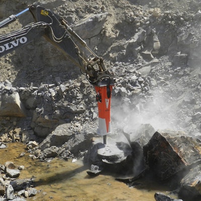 Volvo and Allied reach a deal to sell Allied hydraulic breakers and other attachments through Volvo’s North American dealers.