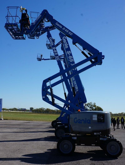 Genie® Z®-45 FE Articulated Boom Lift