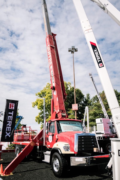 Icuee 2017 Trucks Gallery 16