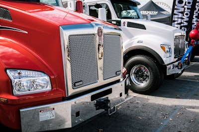 Icuee 2017 Trucks Gallery 6