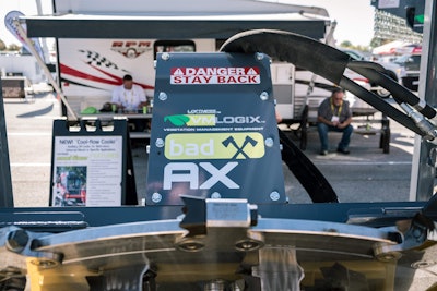 Loftness Bad Ax Icuee 3