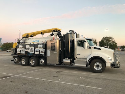 Vactor Hxx Concept Truck 1