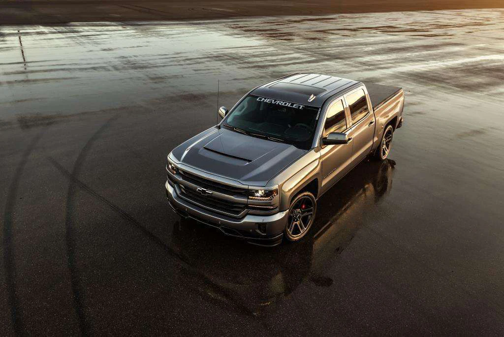 Silverado Racing Silverado Performance concept debuts in Vegas | Equipment World