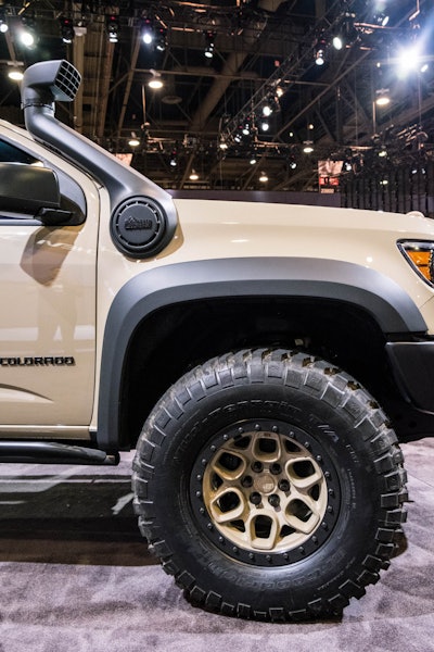 2018 Chevrolet Colorado Zr2 Aev Concept Sema 4 Of 9