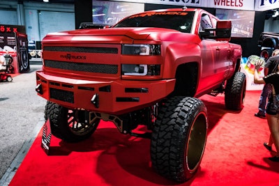 Chevrolet Gmc Trucks Sema 2017 13 Of 15