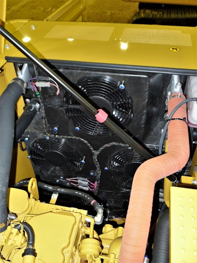 Every component that generates heat has its own on-demand electric fan and radiator, resulting in optimum temperatures and reduced parasitic losses on the engine.