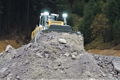 Liebherr Pr 766 Over Hill