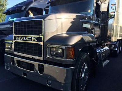 Mack Pinnacle Test Drive