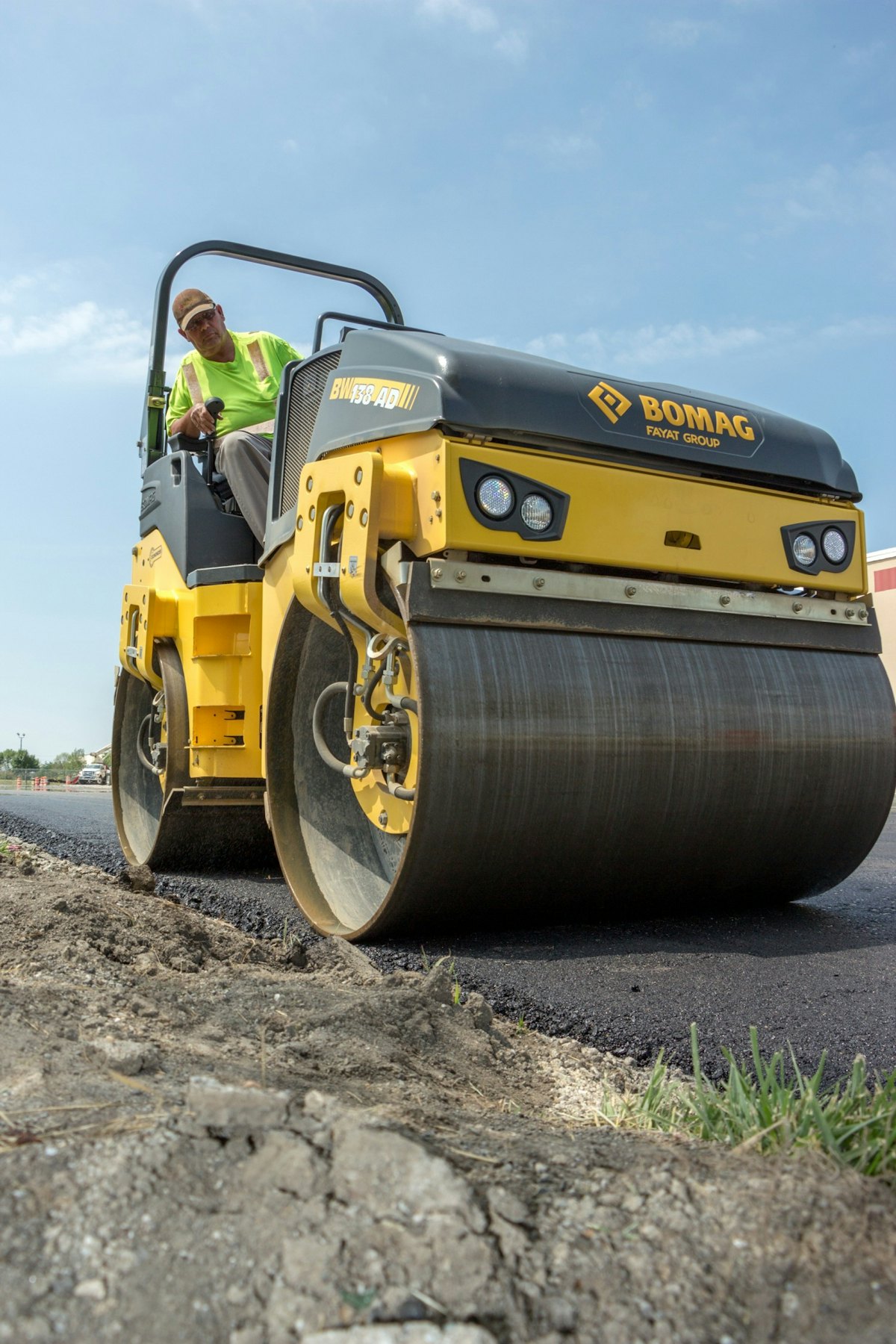 Reduce passes with BOMAG's new BW 138 AD-5 tandem roller