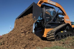 CASE_TV370_2 compact track loader