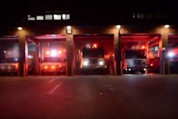Screenshot-2017-12-22 This fire department synced their trucks to Christmas music – YouTube