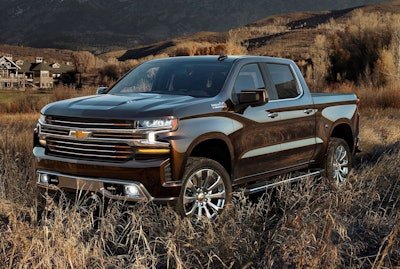 The all-new 2019 Silverado High Country features an exclusive front grille design with two-tone chrome and bronze finish and body-color accents, plus chrome assist steps from wheel to wheel. It also includes the power up/down tailgate as standard equipment.