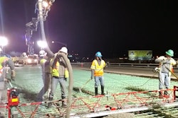 City Center Deck pour