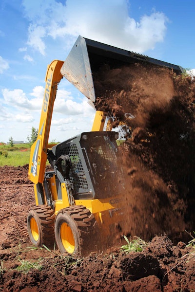 Gehl V420 Lifestyle Dump Bucket 2 017