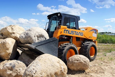 Mustang 4200 V Rocks Lifestyle 004