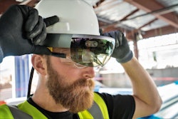 Trimble Connect HoloLens hard hat (3)