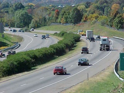 Interstate 81 at Harrisonburg, Virginia. Photo by Ben Schumin, SchuminWeb, at Wikimedia Commons