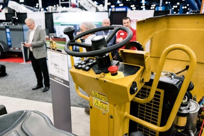 Cat Cb1 8 Utility Compactor 4 Of 5