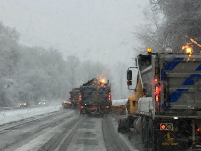 Echelon plowing