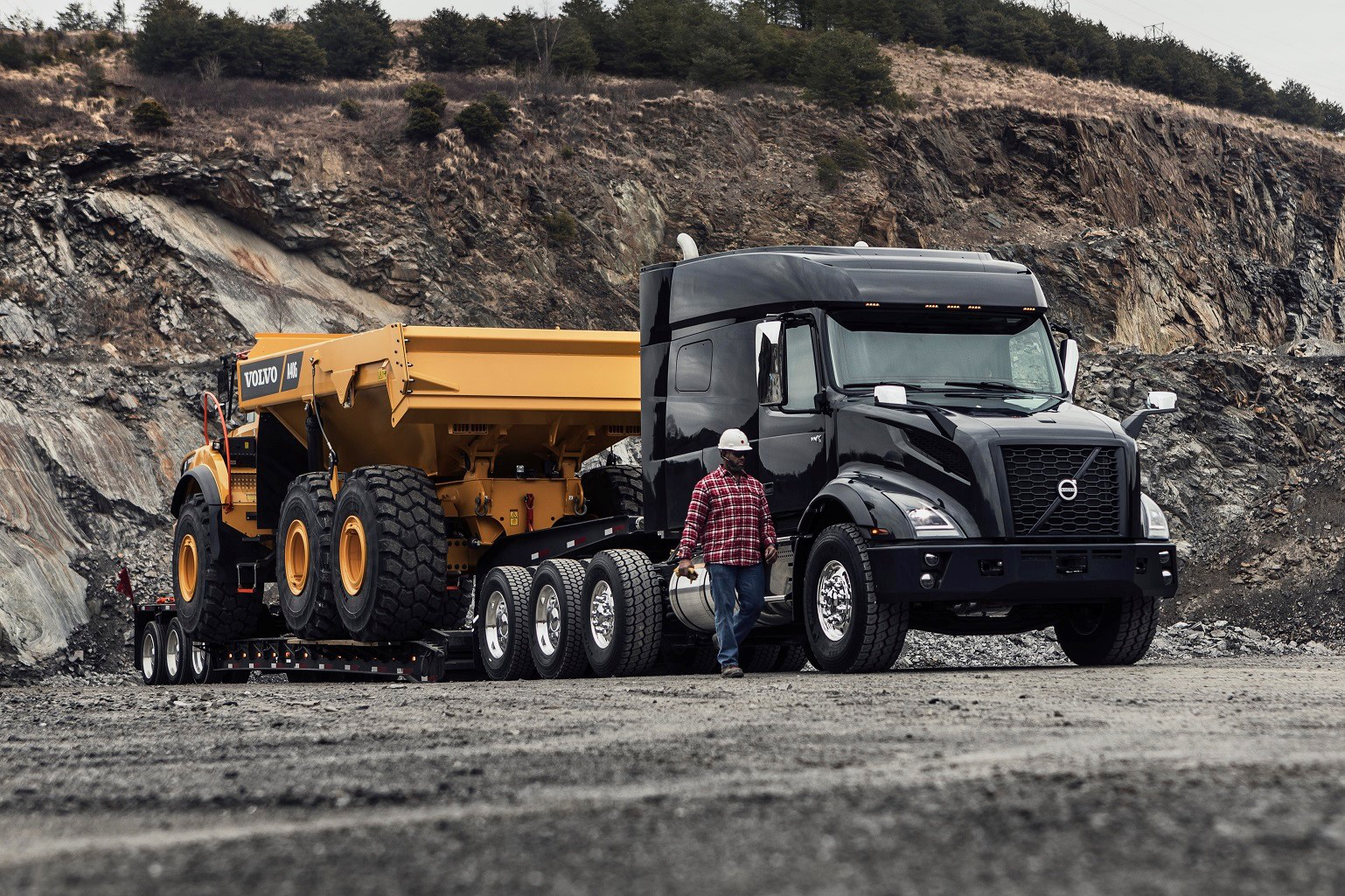 Volvo VNX Series 3-lead _08A0997_Org_V1