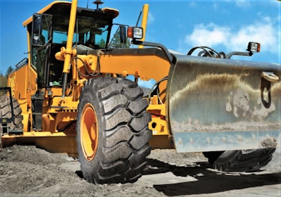 Yokohama Otr Tire Rl51 Radial Tire Motor Grader